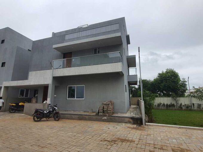 4 Bhk House For Sale On Anand- V.v.nagar Road