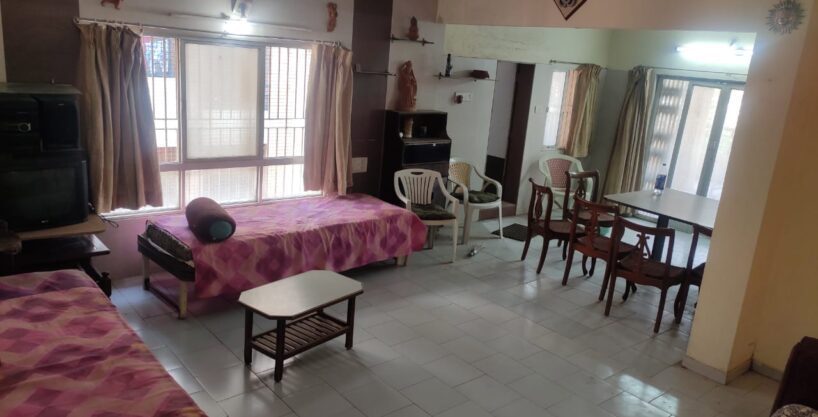 3 BHK FLAT FOR SALE ON Frist FLOOR Anand -v.v.nagar road