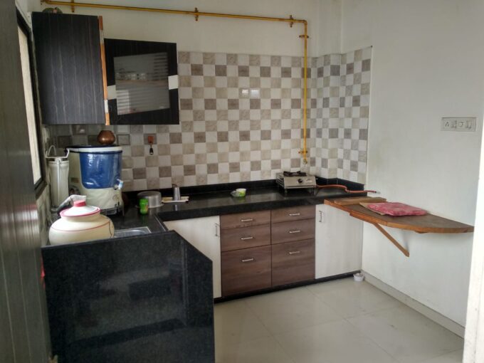 3 BHK FLAT FOR SALE ON SECAND FLOOR Anand-v.v.nagar Road