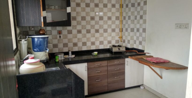 3 BHK FLAT FOR SALE ON SECAND FLOOR Anand-v.v.nagar Road