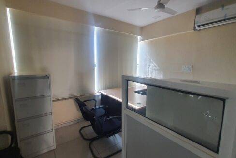 Office For Rent On 100 Feet Road In Anand