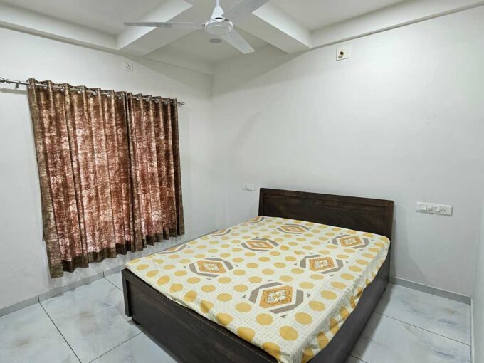 4 Bhk Flat For Sale In Bakrol