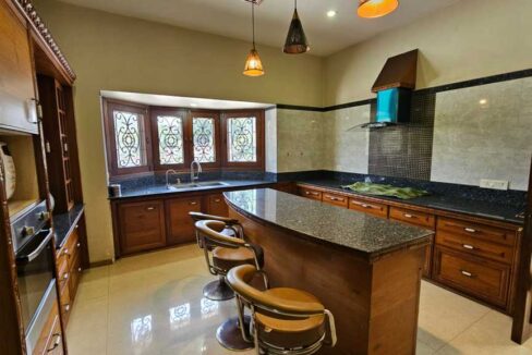 5 Bhk Luxury House For Rent In Karamsad | 21,000 Sqft Plot | Premium Living