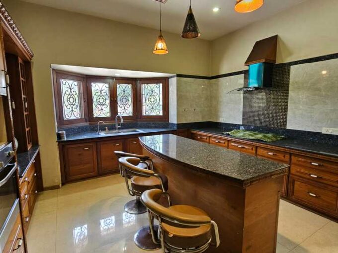 5 Bhk Luxury House For Rent In Karamsad | 21,000 Sqft Plot | Premium Living